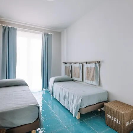 Lamare Cucina E Dimore