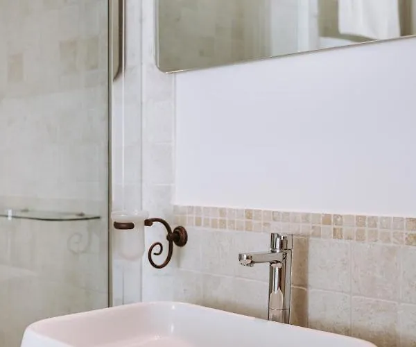 Lamare Cucina E Dimore Konukevi